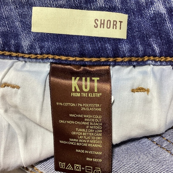 Kut from the Kloth Distressed Blue Jean Shorts - Picture 4 of 8